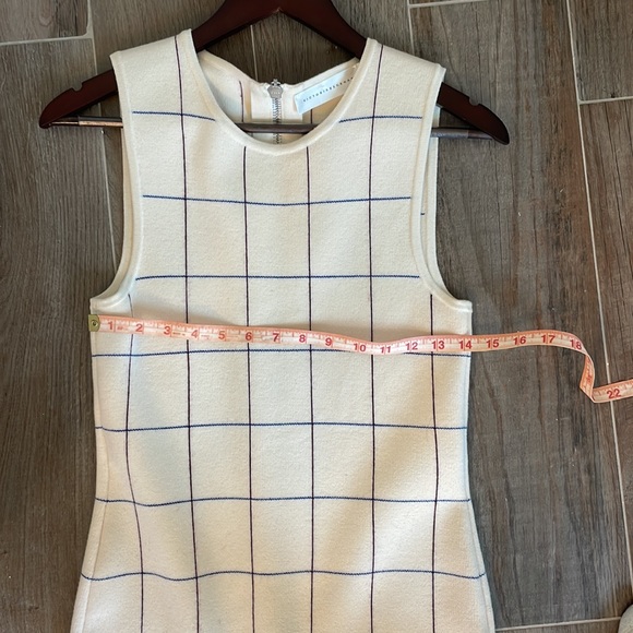 😍Victoria Beckham Signature Intarsia Check Crewneck Sheath Dress 2 (size 6) - Picture 9 of 12